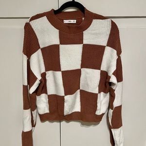 Checkered brown and white knit sweater size S